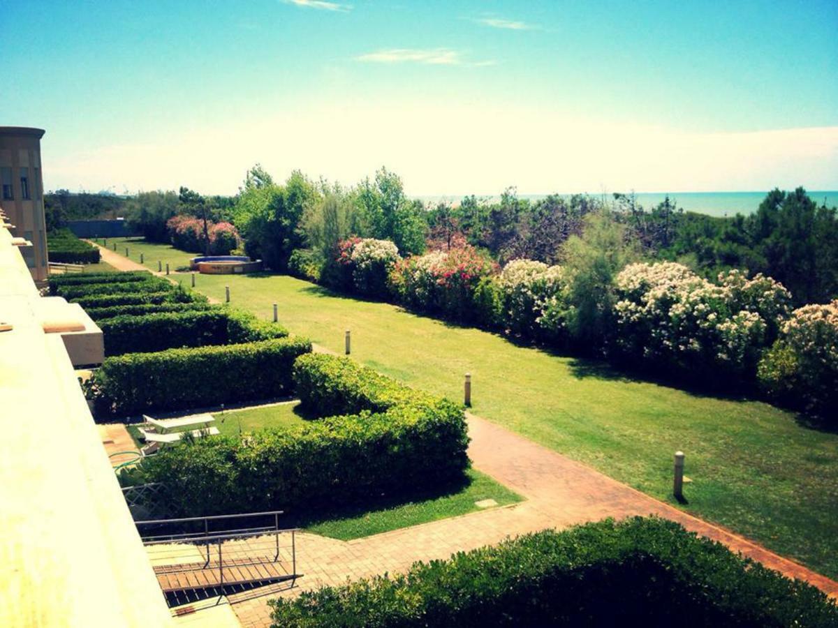 Amazing Sea View Flat Villa Tirrenia Buitenkant foto