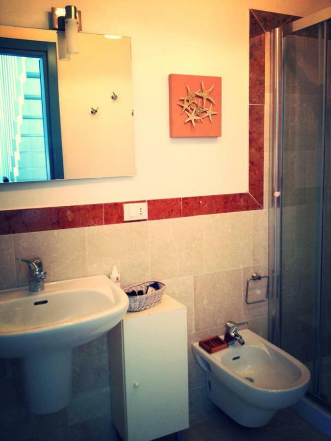 Amazing Sea View Flat Villa Tirrenia Buitenkant foto